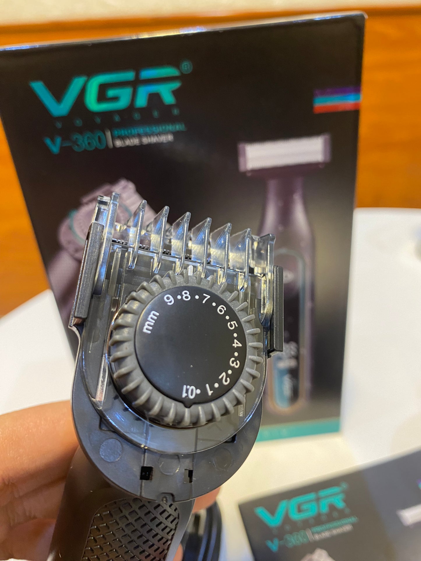 VGR Shaver Waterproof Household Rechargeable Adjustable Electric Razor LED Full Body Washable Reciprocating Men's Shaver V-360