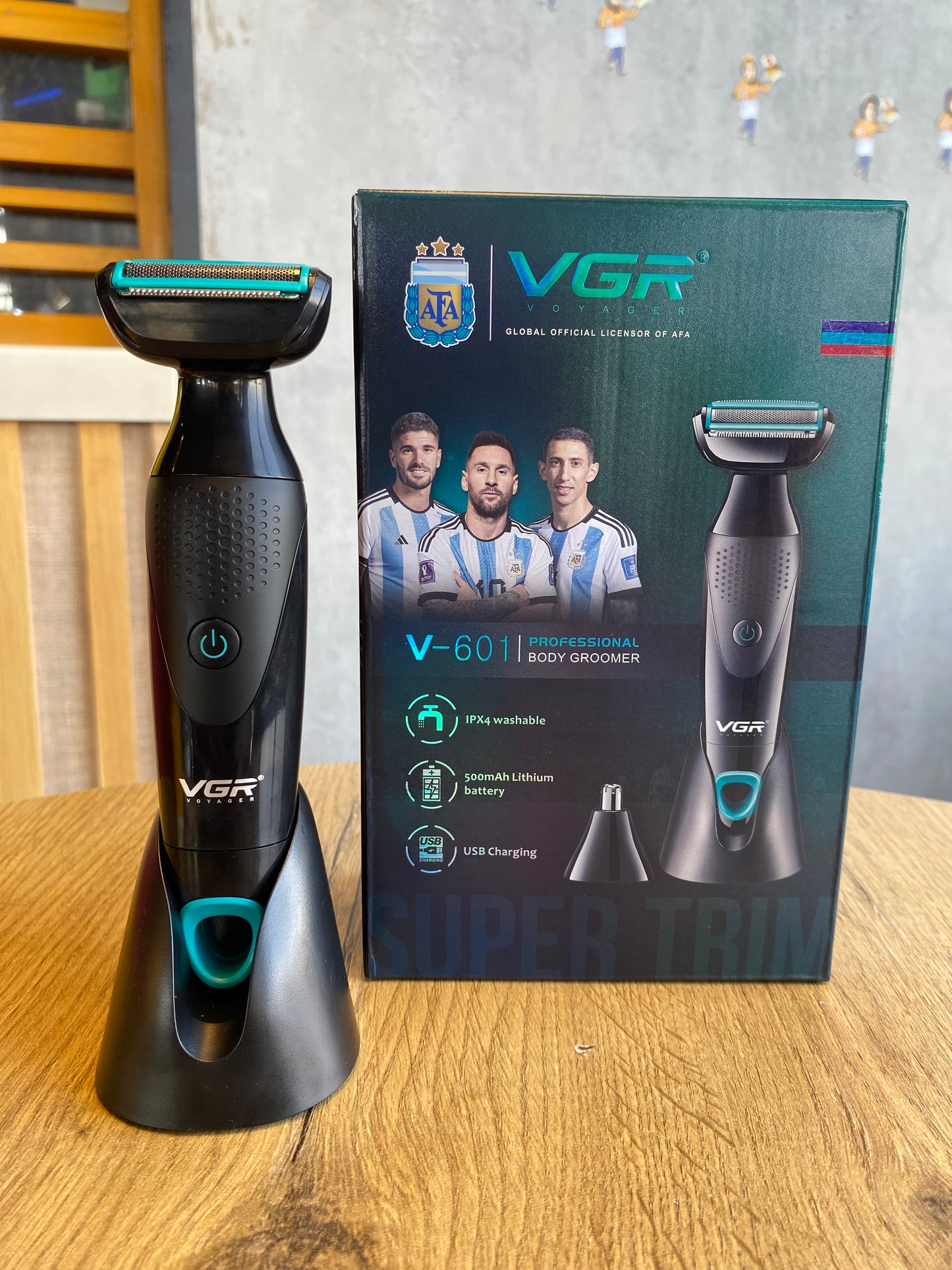 VGR V-601 Professional Body Grooming kit perfect for men's Home and Salon use-2 in 1 Body Hair Cutting Machine.