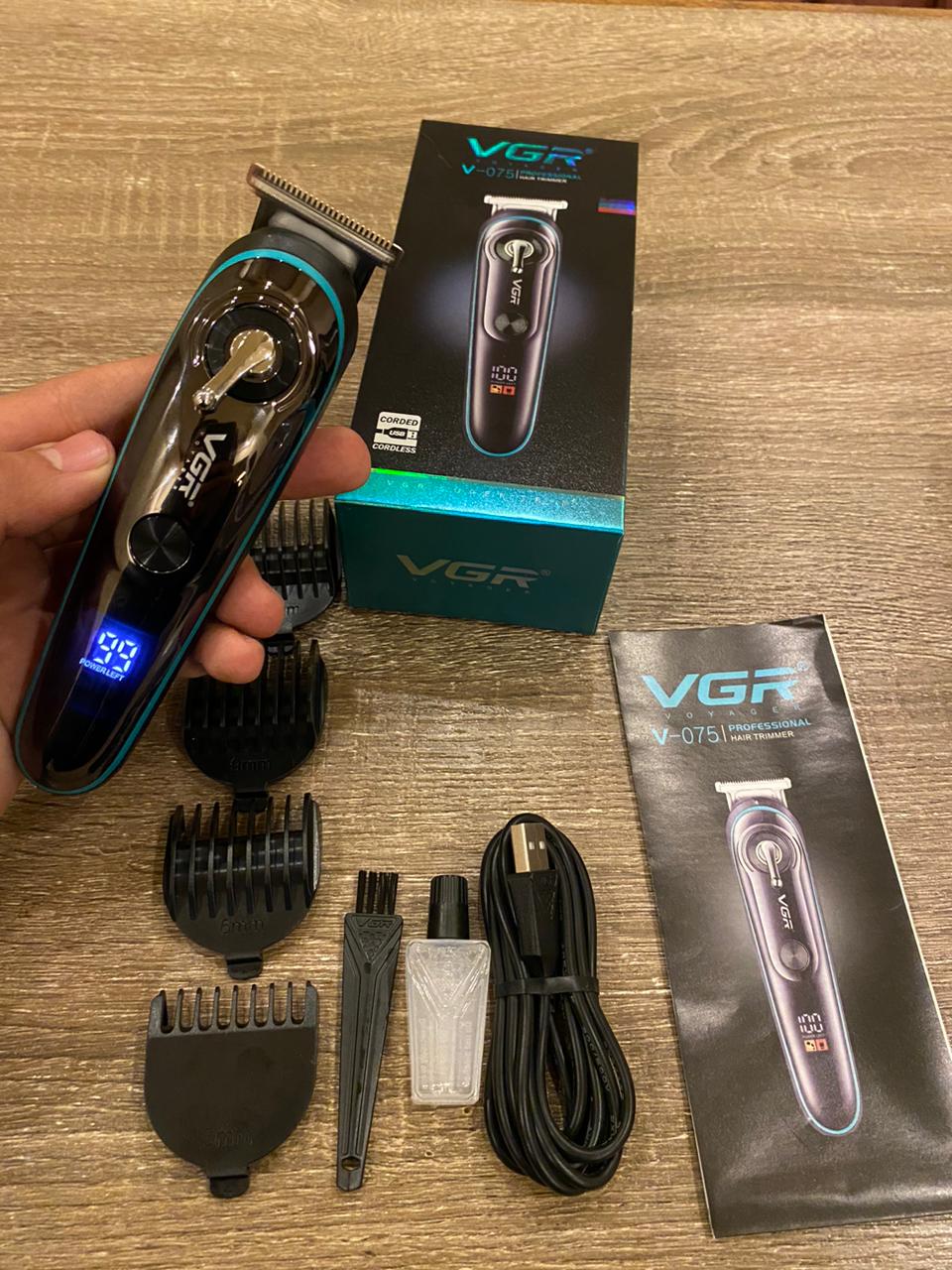 VGR V-075 Limited Edition Professional Hair Trimmer with LED Display, 4 Guide Combs for Men (3,6,9,12 mm, Color- Black)