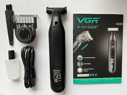 VGR Shaver Waterproof Household Rechargeable Adjustable Electric Razor LED Full Body Washable Reciprocating Men's Shaver V-360