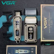 VGR V-641 Cordless Shaver: Professional Shaving, USB Fast Charge, Wet & Dry, Modern Style, Gold